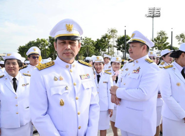 ถวายบังคมพระราชานุสาวรีย์ ร.9 พารามิเตอร์รูปภาพ 9