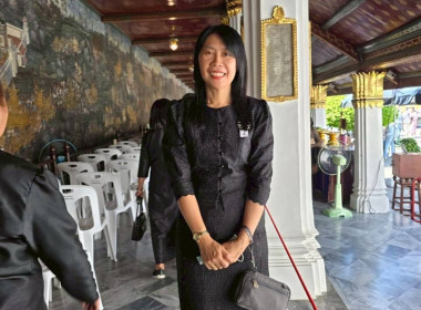 ถวายสักการะพระบรมศพ สมเด็จพระนางเจ้าสิริกิติ์ ... พารามิเตอร์รูปภาพ 3